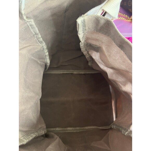 Napa Ca Sterling Vineyards from 2024 exclusive limited edition wine carrier - Picture 4 of 11